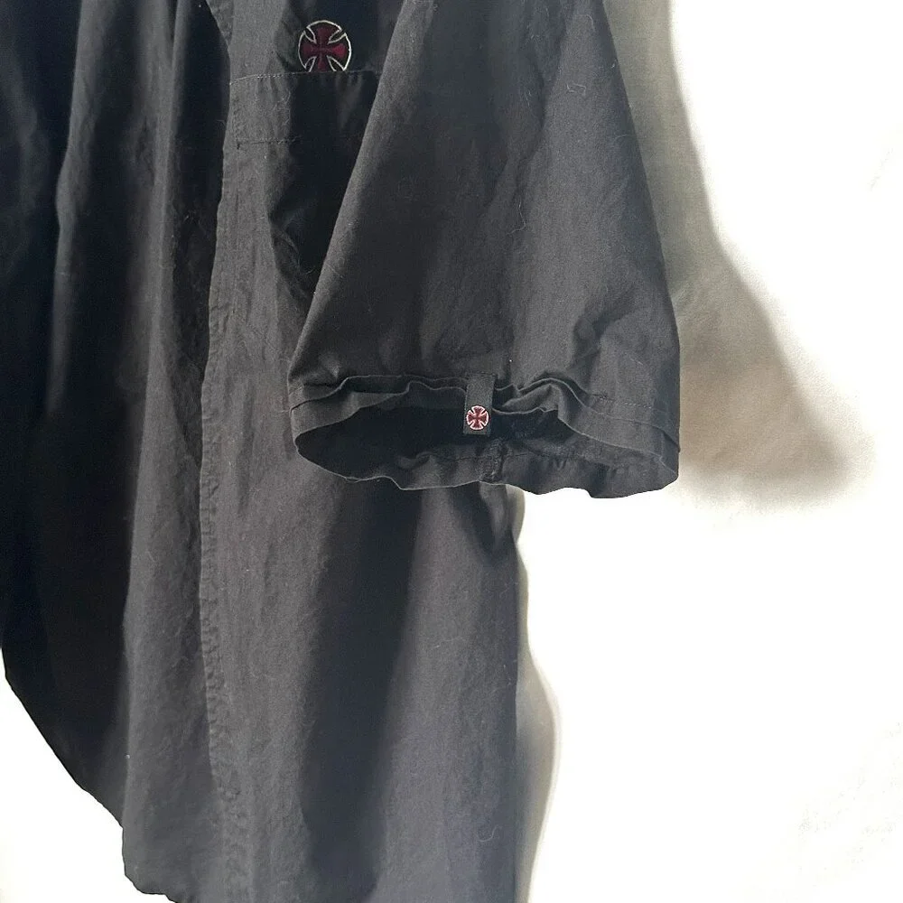 Vintage Skater Shirt Black Short Sleeve Button-up Independent Men's Size Large - Picture 5 of 6